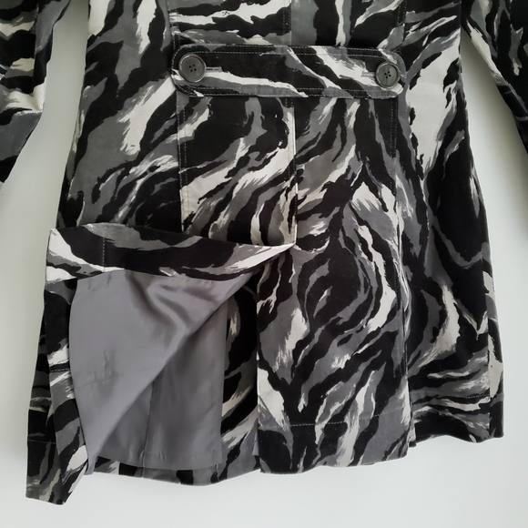 C Concept Coat - Picture 2 of 7